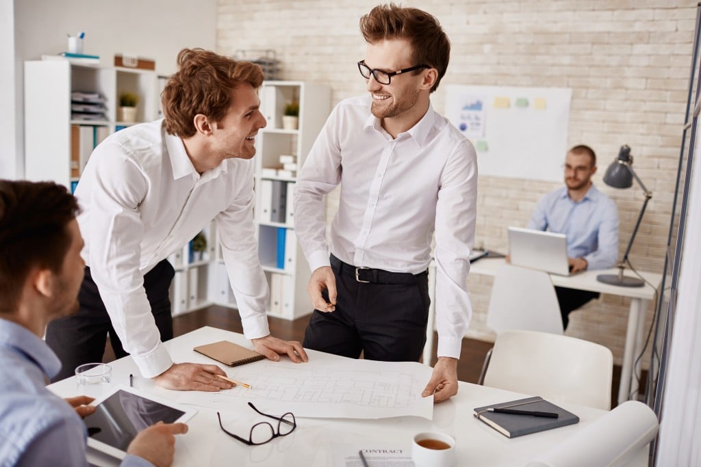 travail en groupe chez Éléas