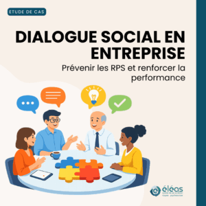 Dialogue social en entreprise - 4 personnes sont atablées eet discutent ensemble. Sur la table, il y a des pièces assemblées d'un puzzle.