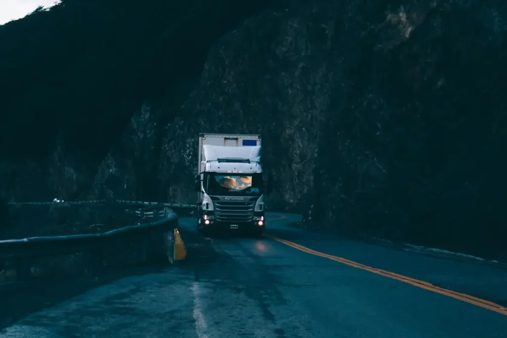 conduite camion de nuit : risque et devoir RSE double équipage